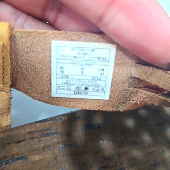 MERRELL Tan Leather Sandals Sz 10 - Picture 8 of 8